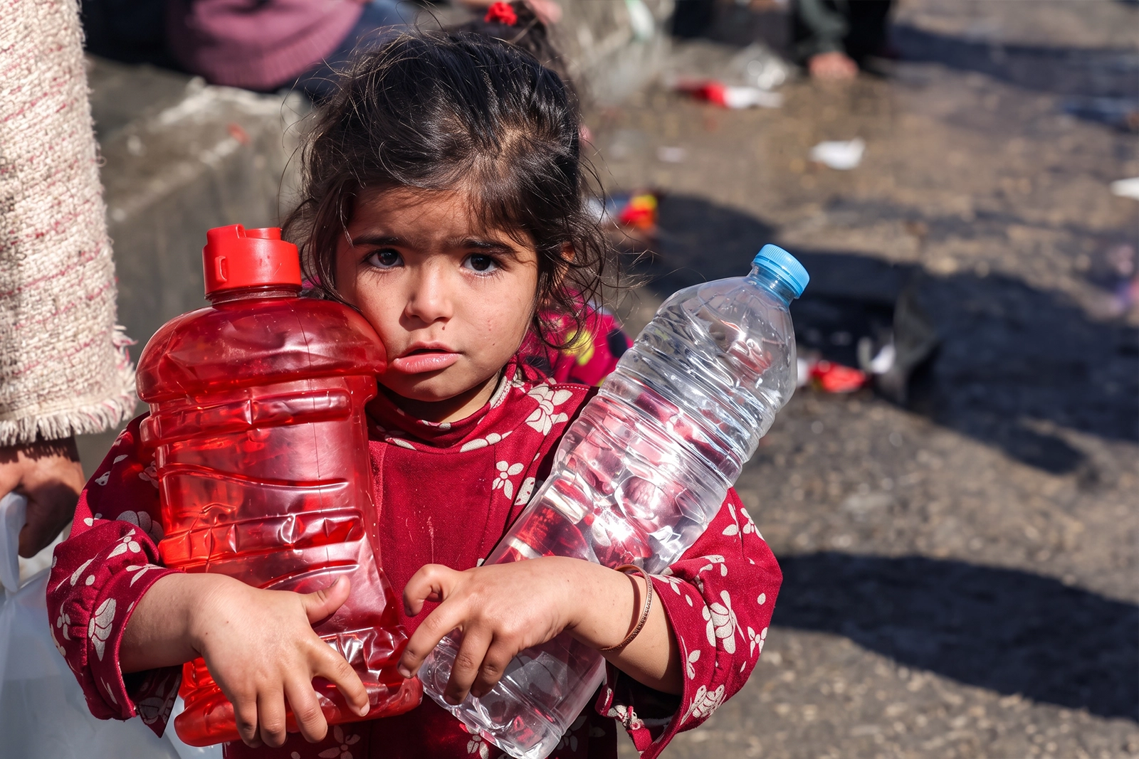 Urgent relief|Your donation makes a difference today